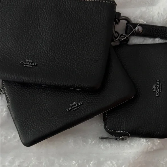 Coach Black and Cream Clutch Set - Picture 2 of 2